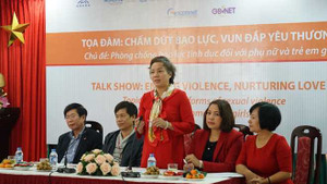 Nữ sinh chấp nhận bị quấy rối tình dục để giữ việc làm lương cao