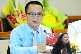 Học sinh gãy chân trong sân trường: Có cơ sở khởi tố nguyên hiệu trưởng Tiểu học Nam Trung Yên