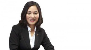 Nhà báo Tạ Bích Loan nhận thêm nhiệm vụ ở ĐH Khoa học Xã hội và Nhân văn