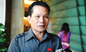 Tiêu hủy 20.000 viên thuốc điều trị ung thư: 'Thủ tục hành chính quá dài'