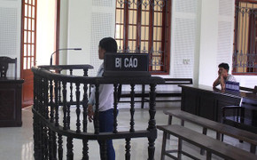 Chồng thú nhận ngoại tình để vợ được giảm án tù