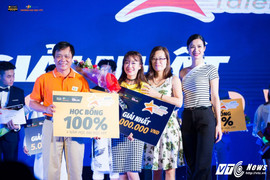 'Hot girl cover mạng xã hội' thành quán quân tài năng đại học FPT mùa đầu tiên