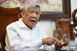 Nguyên Tổng Bí thư Lê Khả Phiêu: ‘Giám sát lơi lỏng, cá nhân tự thỏa mãn là nguyên nhân khiến cán bộ hư hỏng’