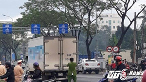 Cụ ông bị xe tải cán chết khi đi bộ qua đường ở Đà Nẵng