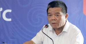 Ông Trần Bắc Hà đang điều trị bệnh tại Singapore