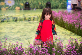 Hơn 100 mẫu nhí Thủ đô diện áo dài toả sáng trên sàn diễn thời trang