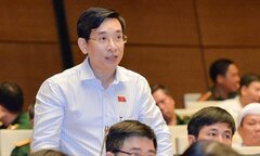 Đại biểu Quốc hội: 'Không kiểm soát được, khác gì để trẻ em bụi đời trên mạng xã hội'