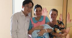 Người mẹ 4 lần mang thai mới sinh được một bé trai