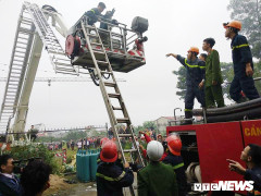 Cháy khách sạn ở Nghệ An: Một nhân viên nguy kịch vì ngạt khói