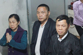 Mẹ lái xe khách đâm chết 7 người ở Vĩnh Phúc: 'Gia đình tôi xin nhận hết trách nhiệm về mình'