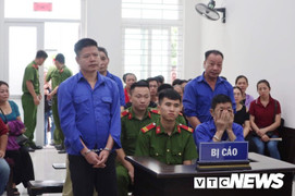 Ông trùm Hưng 'kính' bảo kê chợ Long Biên trốn ống kính phóng viên, đề nghị hoãn phiên tòa