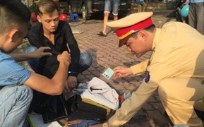 Đại uý công an kể phút đấu trí tội phạm đường phố Hà Nội