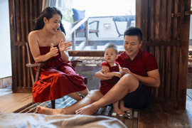 Nữ giáo viên 9X xinh xắn 3 năm sinh hai bé chia sẻ bí quyết nuôi con nhàn tênh