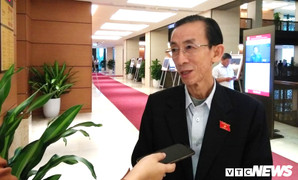 Đại biểu Trần Hoàng Ngân: 'Ô nhiễm môi trường trở nên cấp bách, không thể nợ thêm người dân được nữa'