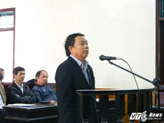 Nguyên chủ tịch huyện 'xin miễn tội để tiếp tục cống hiến' lĩnh 12 năm tù