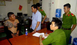 Hai băng nhóm 'huyết chiến' náo loạn trong đêm: Xác định được chủ nhân chiếc ô tô