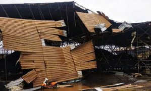 Ấn Độ 'điêu đứng' bởi siêu bão 185 km/h, mạnh nhất 2 thập kỷ