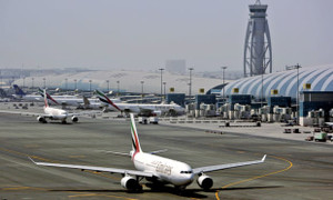 Rơi máy bay hạng nhẹ ở Dubai, 4 hành khách thiệt mạng