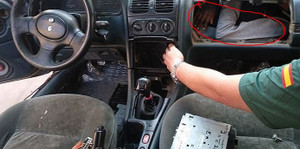 Hãi hùng cảnh người tị nạn trốn trong bảng điều khiển ô tô để vào châu Âu