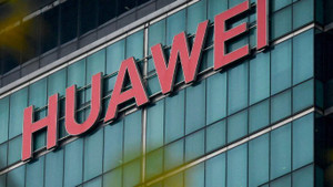 Sau đối tác công nghệ, Huawei gặp vấn đề với công ty vận chuyển Mỹ