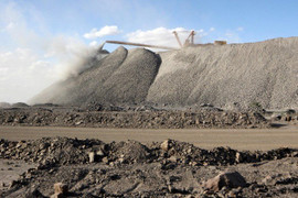 Trung Quốc dọa ngừng bán đất hiếm, Mỹ 'cuống cuồng' tìm nguồn cung mới