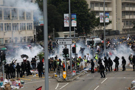 Trung Quốc triệu tập đặc phái viên Mỹ vì dự luật dẫn độ Hong Kong