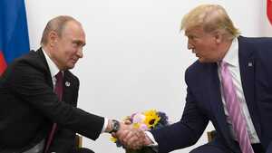 Ông Trump nói 'làm ơn đừng can thiệp bầu cử', ông Putin phản ứng hài hước