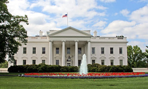 Nghi vấn Nhà Trắng bị cài thiết bị gián điệp suốt hai năm