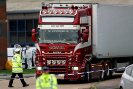 Thêm xe chở người nhập cư lậu bị bắt trên 'tuyến đường tử thần' tới Zeebrugge