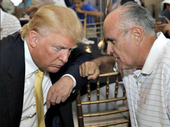 Nguy cơ mới với Tổng thống Trump: Luật sư bị điều tra vi phạm tài chính