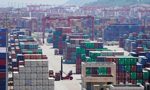 Trung Quốc hoãn tăng thuế hàng hoá Mỹ