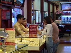 Giá vàng hôm nay 13/9 vẫn ở mức đáy, chưa có dấu hiệu tăng