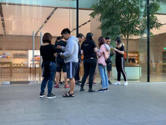 Chiếc iPhone giá hời nhất 2018 ế ẩm ngoài dự kiến