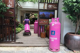 Giá gas giảm sâu tháng thứ hai liên tiếp