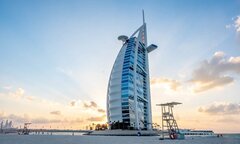 Nhà hàng trong khách sạn xa xỉ bậc nhất Dubai có gì đặc biệt?