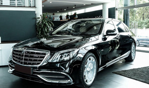 Gần Tết, ô tô sang tăng giá mạnh