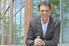 Startup cứu hộ giao thông được 3 'ông lớn' ngành xe rót vốn