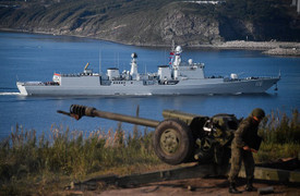 Ảnh: Chiến hạm Nga, Trung chuẩn bị tập trận rầm rộ gần bán đảo Triều Tiên