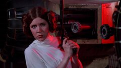 Khẩu súng ngắn Liên Xô gắn với cảnh kinh điển trong Star Wars