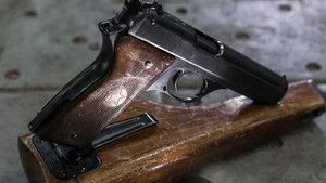 Video: Cận cảnh súng ngắn liên thanh cực ít người biết của cha đẻ dòng AK-47 huyền thoại