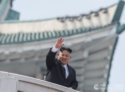 Ông Kim Jong-un: Người dân Nga ủng hộ và tin tưởng Tổng thống Putin