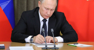 Tổng thống Putin ký thông qua luật trả đũa Mỹ và các đồng minh