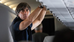 Thua sốc trên đất Nga, tuyển Đức rầu rĩ về nước, xin lỗi cả dân tộc