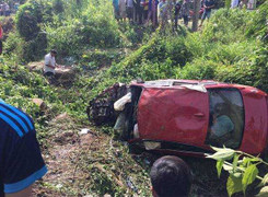 Xe sang lao xuống vực, 7 người thương vong