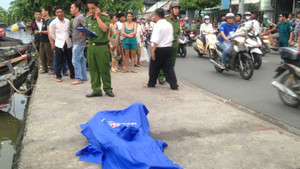 Bơi qua kênh, nam thanh niên chết đuối thương tâm