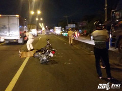 Vượt xe tải trên quốc lộ, hai sinh viên bị cán thương vong