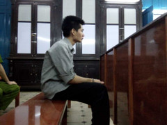 Mâu thuẫn tình cảm, nam thanh niên đâm chết 2 người