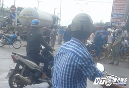 Người phụ nữ đi xe đạp chết thảm dưới bánh xe bồn