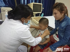 Khám bệnh miễn phí cho trẻ mầm non Mầm Xanh bị đánh đập dã man