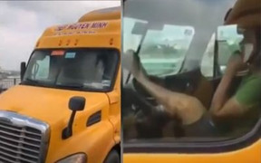 Tài xế lái xe container bằng chân: 'Tôi gác chân lên vô lăng vì bị tê chân'
